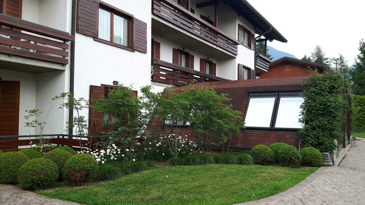 L'Active Hotel e il giardino